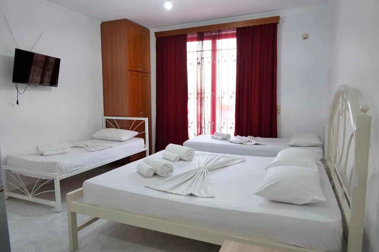 Villa Allkushi Sarandë 0*,